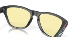 Oakley Junior Frogskins XS OJ9006 -Oakley || Prada Sales 0OJ9006 900640 P21 shad al4 c3d99bd9 f176 4fe5 b31a b3deafc8956b