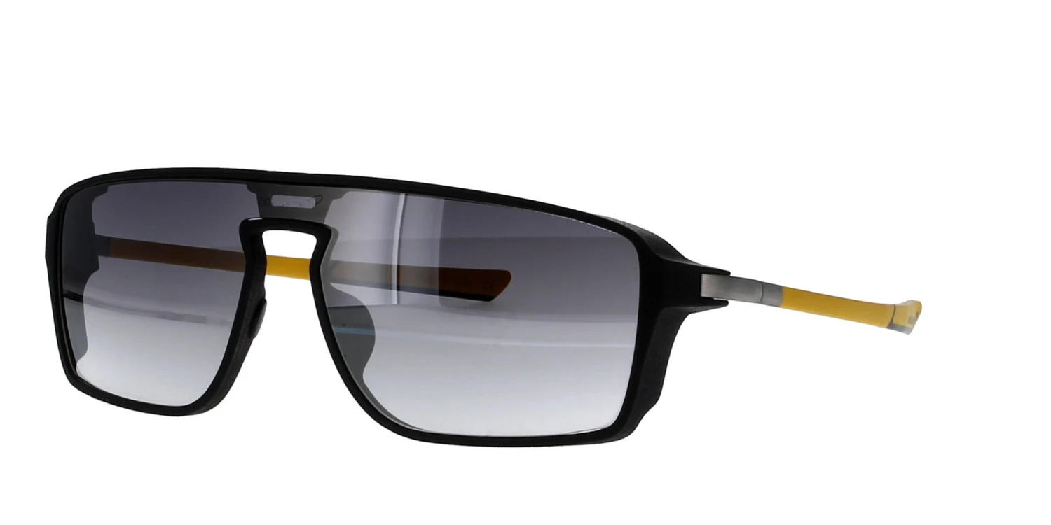 McLaren MLSGPS03 1 McLaren MLSGPS03